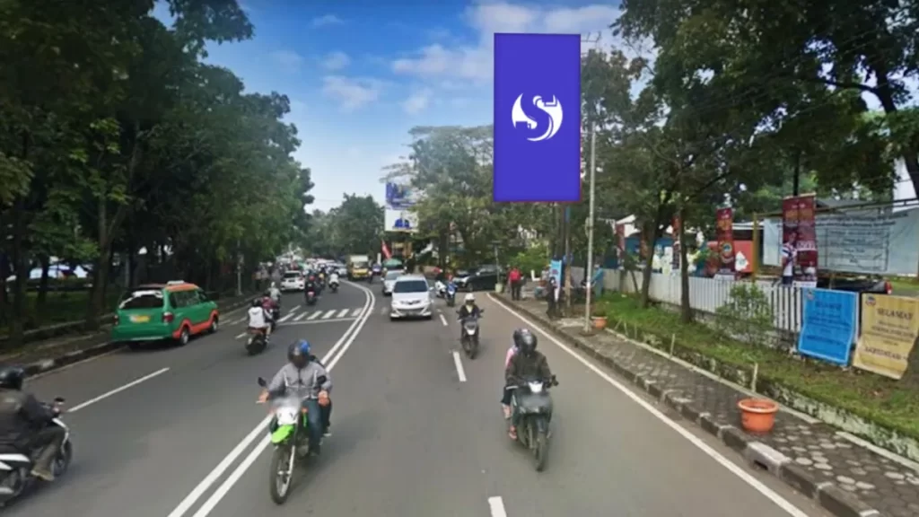 Billboard Spots di Jl. Surapati depan Pascasarjana Universitas Sangga Buana YPKP, Bandung