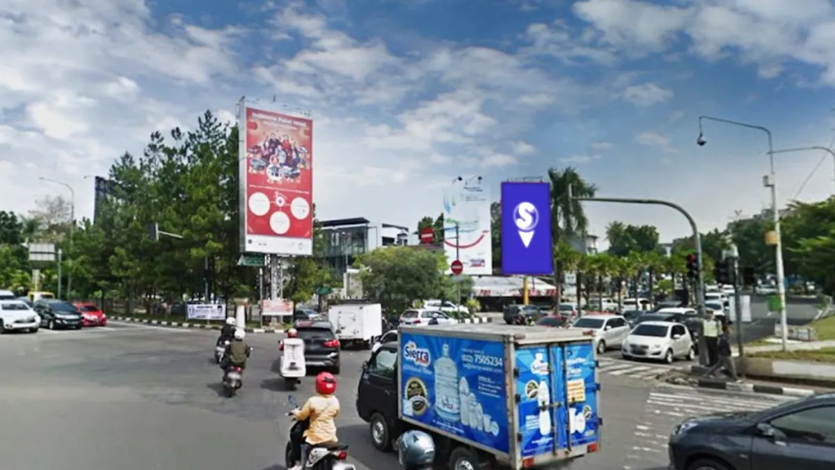 Spot reklame SPOTS di Jl Pasteur - Surya Sumantri, lokasi sewa billboard Bandung
