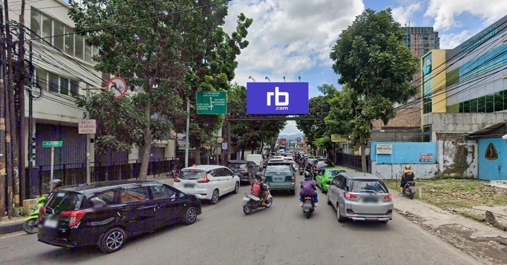 Sewa Billboard Bandung Jl. Sunda - Jl. Karapitan, Kota Bandung