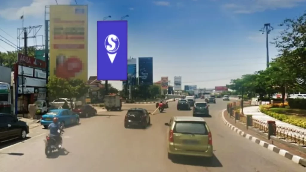 Sewa Billboard Semarang di Jl Jend Sudirman - Samping Taman Madukoro