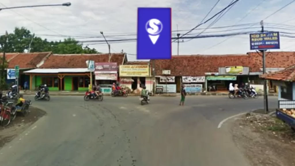 Spot reklame strategis untuk sewa billboard di Jl. Merdeka, Cirebon
