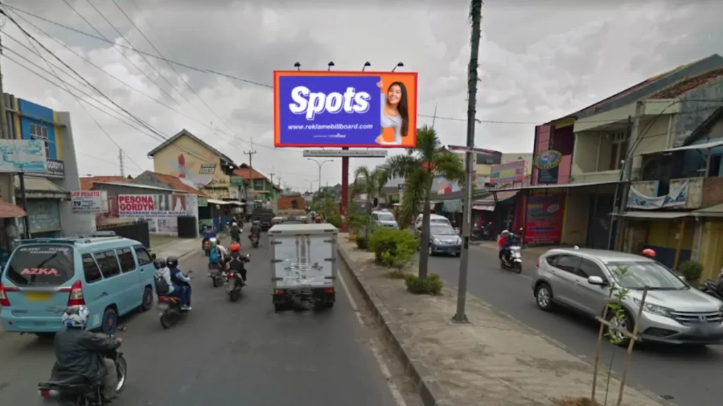 Sewa Billboard Cirebon di Jl. Raya Panembahan