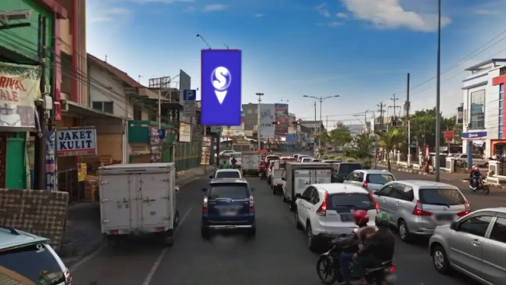 Spot reklame di Sewa Billboard Semarang Simpang Peterongan