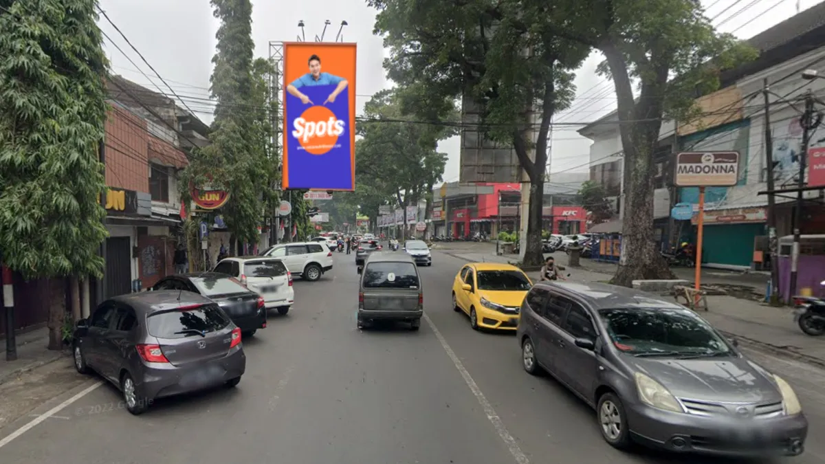 Sewa Billboard Malang di Jl. Kawi Atas - SPOTS