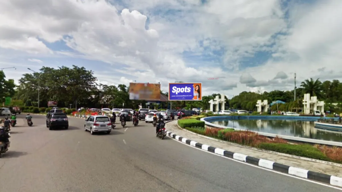 Sewa Billboard Pontianak - Jl. Jend. A. Yani, Bundaran UNTAN Lokasi