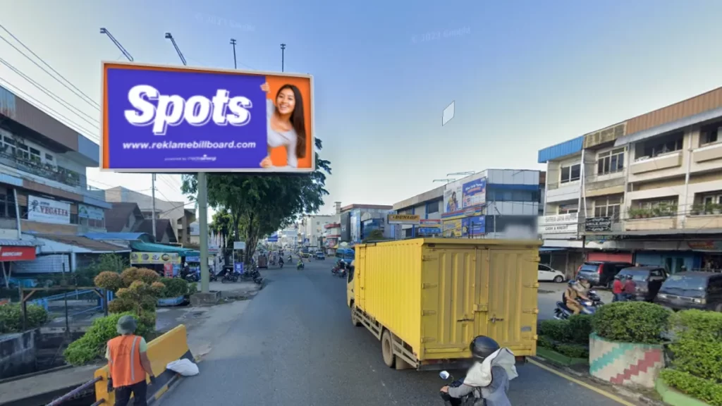Sewa Billboard Pontianak - Lokasi Strategis di Jl. Imam Bonjol