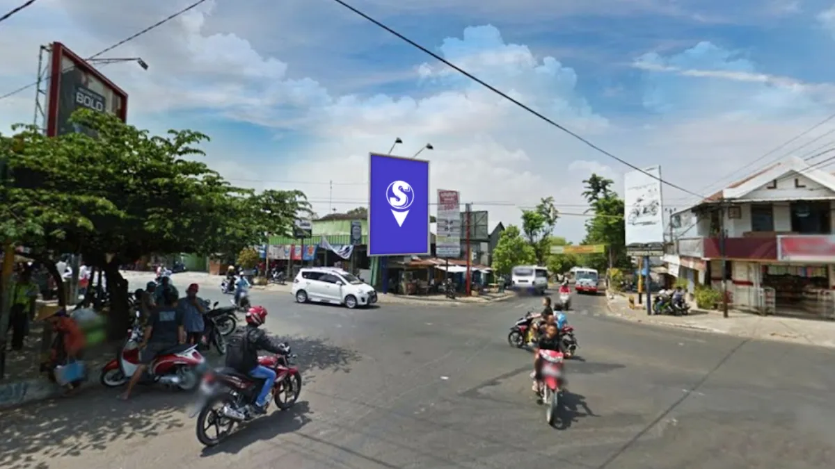 sewa-billboard-ngawi-jl-raya-solo-perempatan-pasar