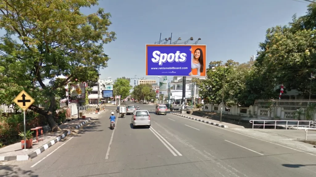 Sewa Billboard Makassar - Lokasi Strategis di Jl. Haji Bau