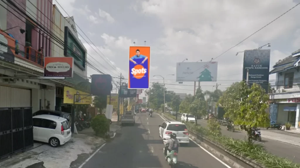 Sewa Billboard Yogyakarta Jl. Gejayan ( Utara Jembatan )