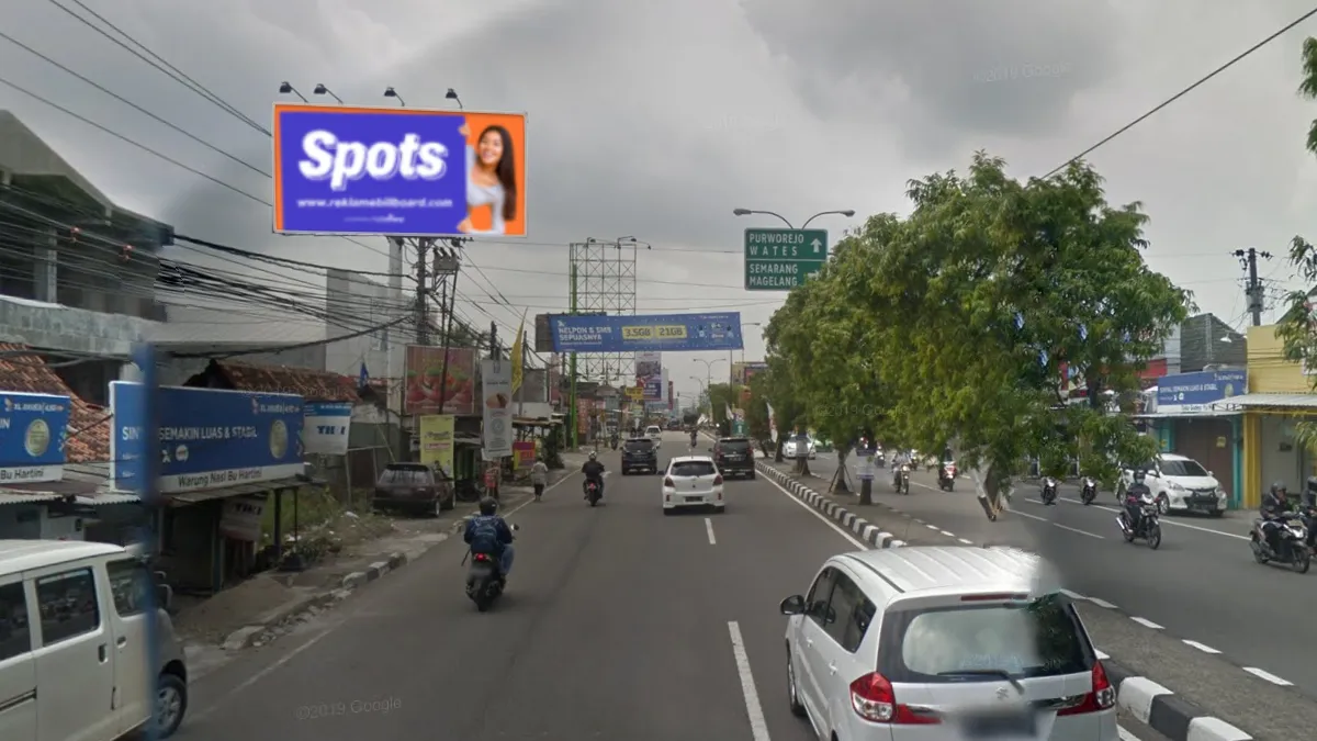 Sewa Billboard Yogyakarta Jl. Laksda Adisucipto