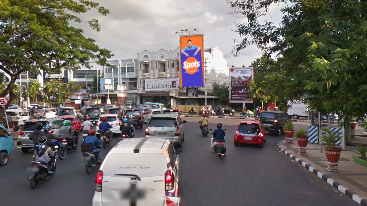 Sewa Billboard Makassar Jl Urip Sumoharjo - Maccini Baru