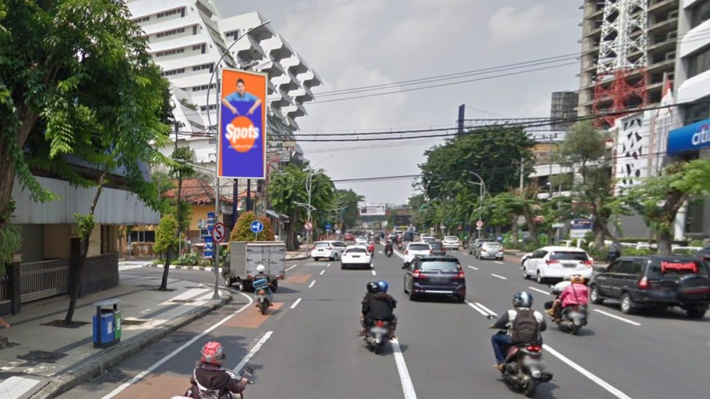 Sewa Billboard Surabaya Jl Panglima Sudirman (Pertigaan)