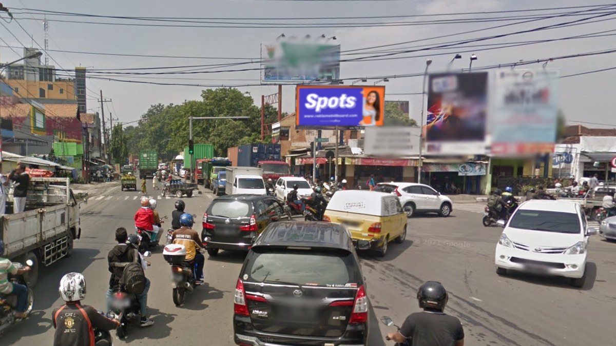 Sewa Billboard Surabaya Pertigaan Jl Mastrip - Wiyung