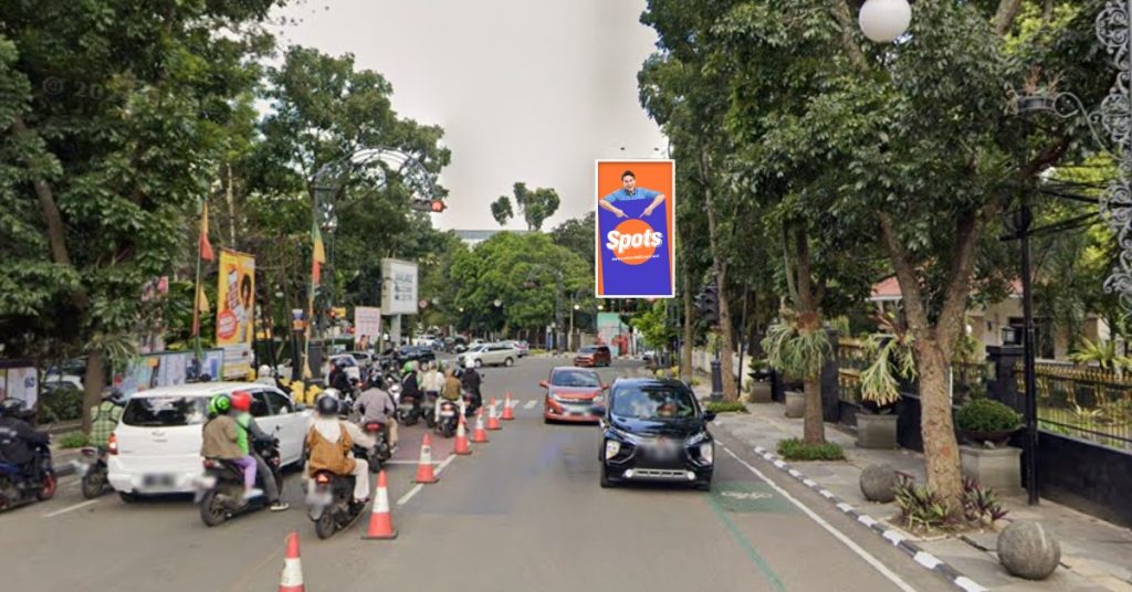 Sewa Billboard Bandung Jl LLRE Martadinata Yogya Riau 2