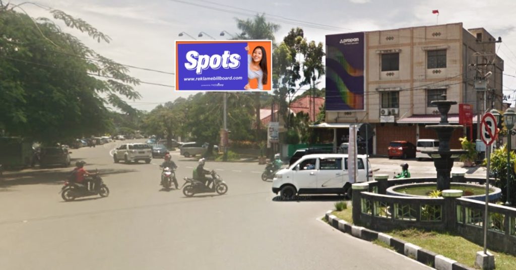 Sewa Billboard Padang Simp. Jl Hayam Wuruk (Tee Box)