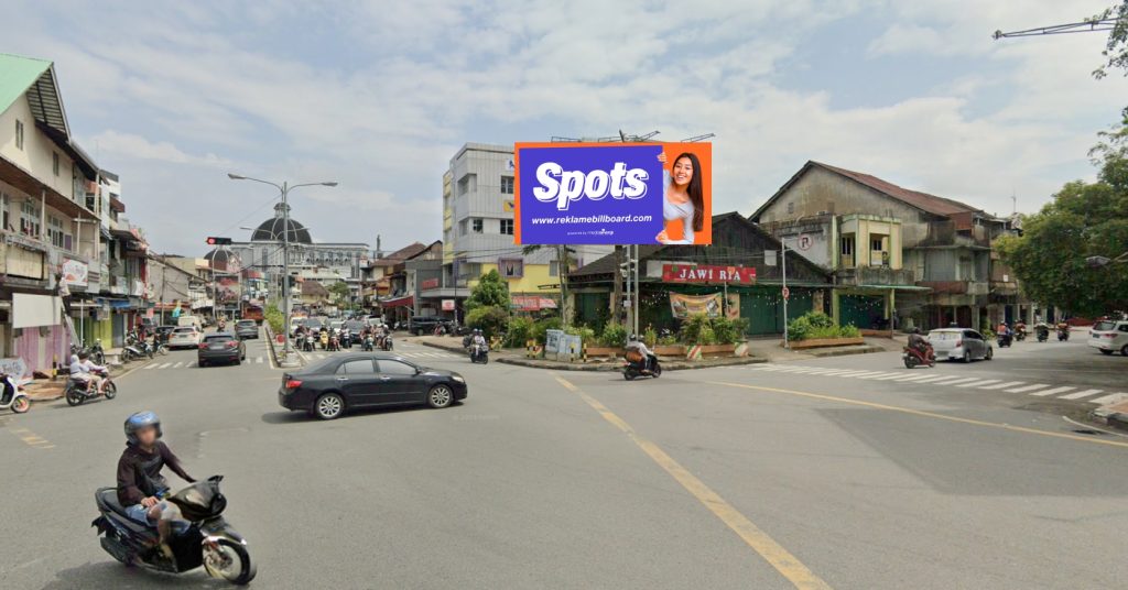 Sewa Billboard Simpang Jl. Diponegoro - Jl. Gajahmada, Kota Pontianak